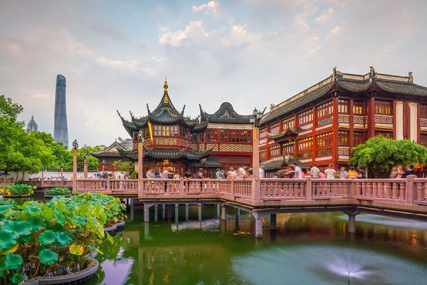 Di Chuyển Đến Chùa Phật Ngọc Thượng Hải Bằng Phương Tiện Gì