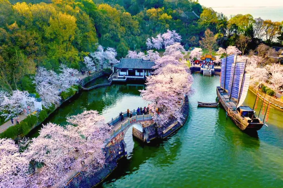 Du lịch Trung Quốc Mùa Xuân