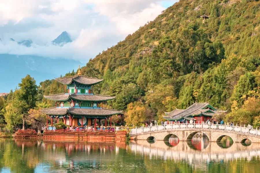 Gợi Ý Các Tuyến Du Lịch Trung Quốc Phù Hợp Cho Người Cao Tuổi Tuyến Côn Minh - Lệ Giang - Shangri-La