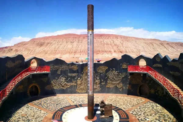 Núi Hỏa Diệm (Hỏa Diệm Sơn) Tân Cương