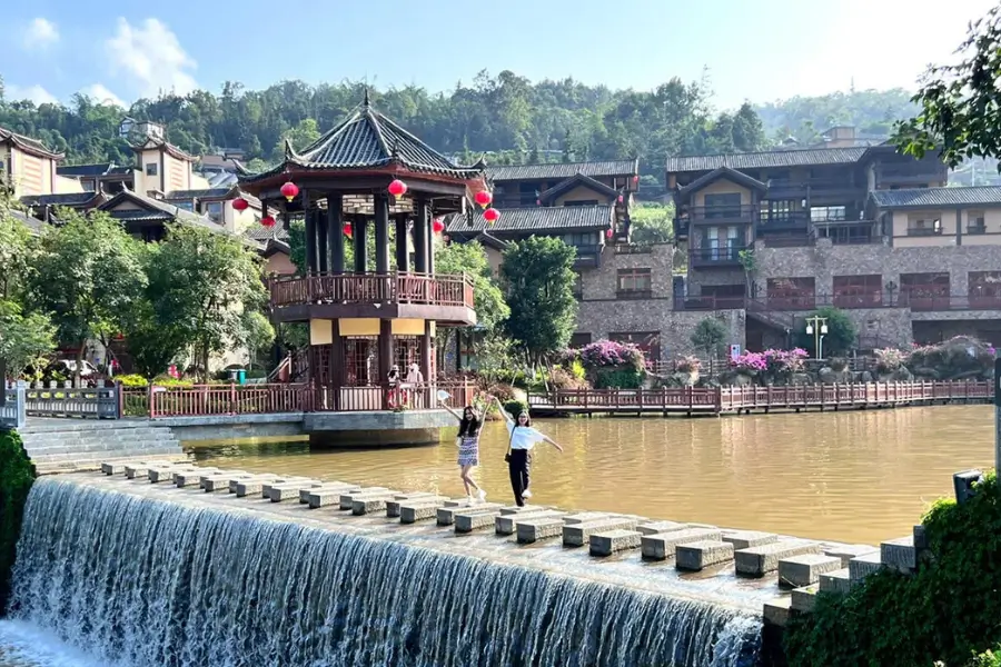 Tour Hà Khẩu - Bình Biên