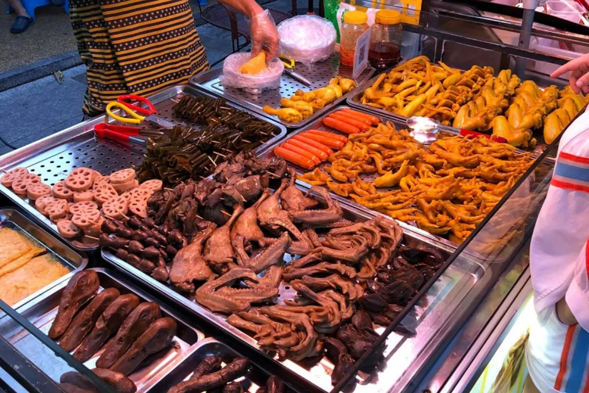 am-thuc-duong-pho-dong-hung (1)