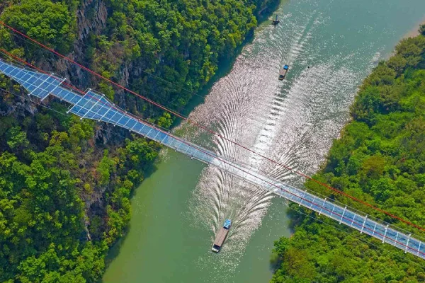 Cầu kính Thiên Vân Độ