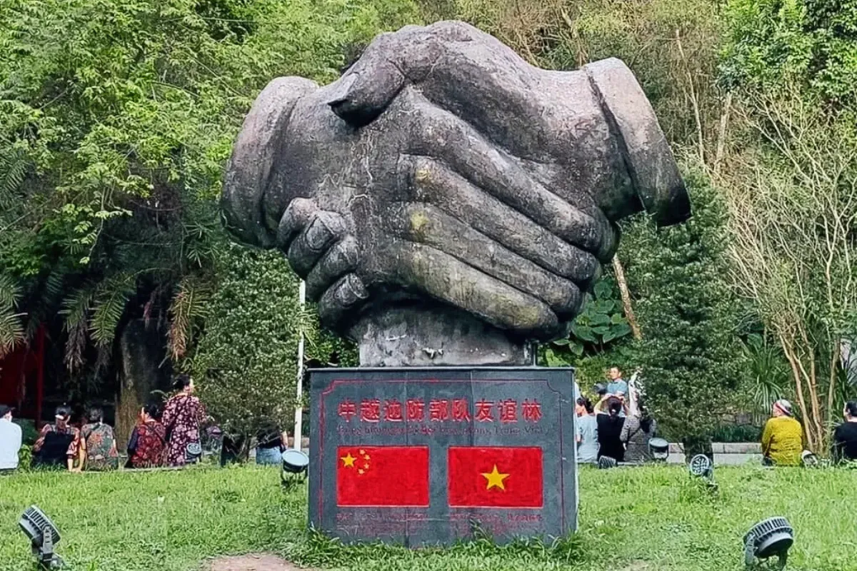 cong-vien-huu-nghi-viet-trung Công viên hữu nghị Việt Trung