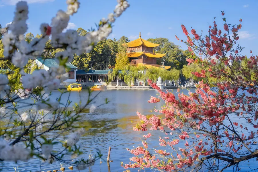 dai-quan-lau-6-1 Tour du lịch Trung Quốc Đài Quan Lâu