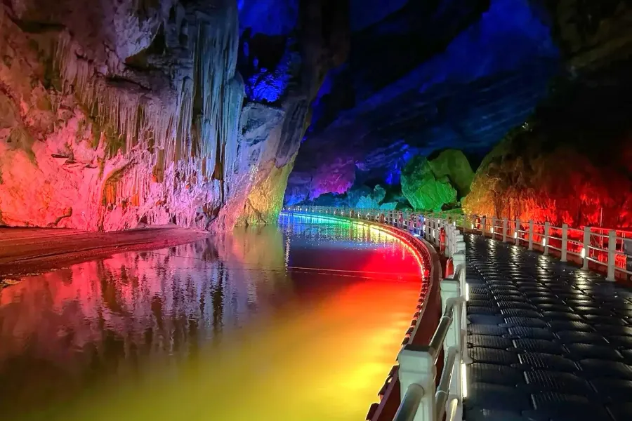 Ân Thi Long Lân Cung