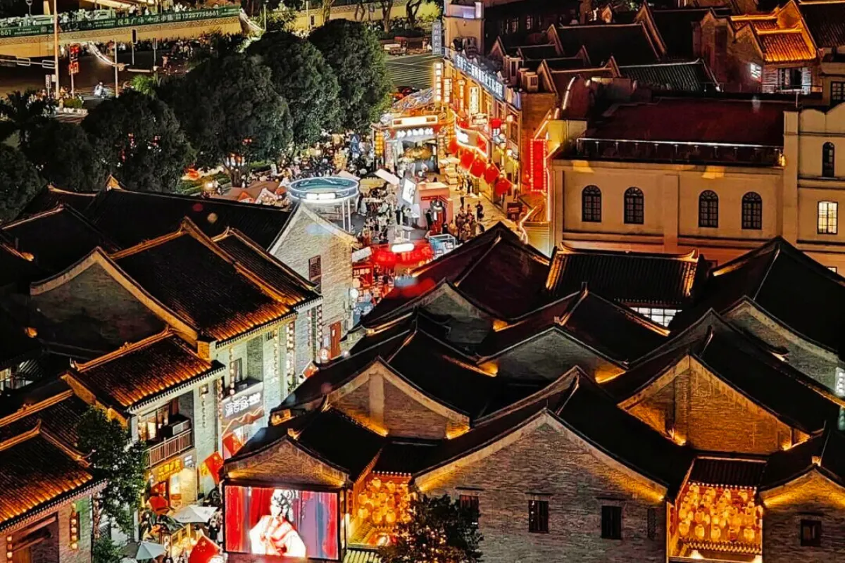 Phố Tam Ngõ Nhị Nam Ninh