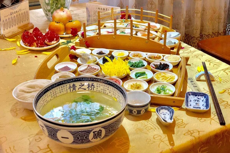 so sánh ẩm thực trung quốc và việt nam